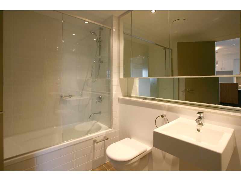 859/43 Hercules Street, Hamilton QLD 4007