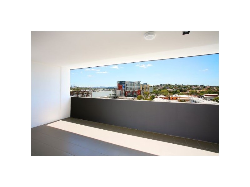 844/43 Hercules Street, Hamilton QLD 4007