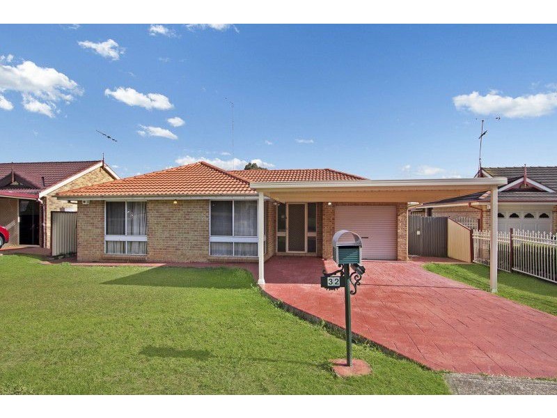 32 Vella Crescent, Blacktown NSW 2148