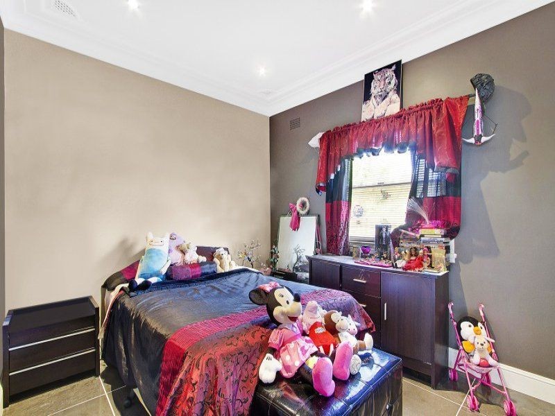 9 Mcclean Street, Blacktown NSW 2148