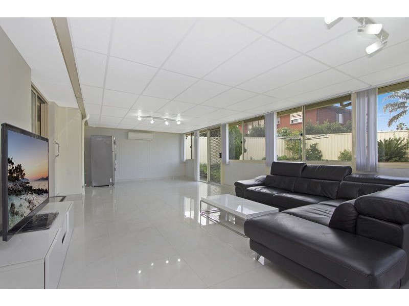 30 Cardinal Clancy Avenue, Glendenning NSW 2761