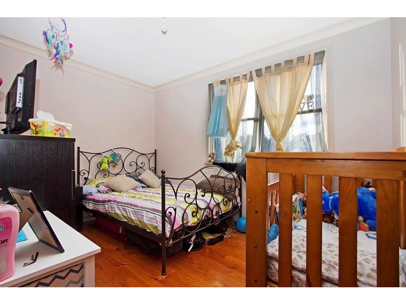 6 Idriess Crescent, Blackett NSW 2770