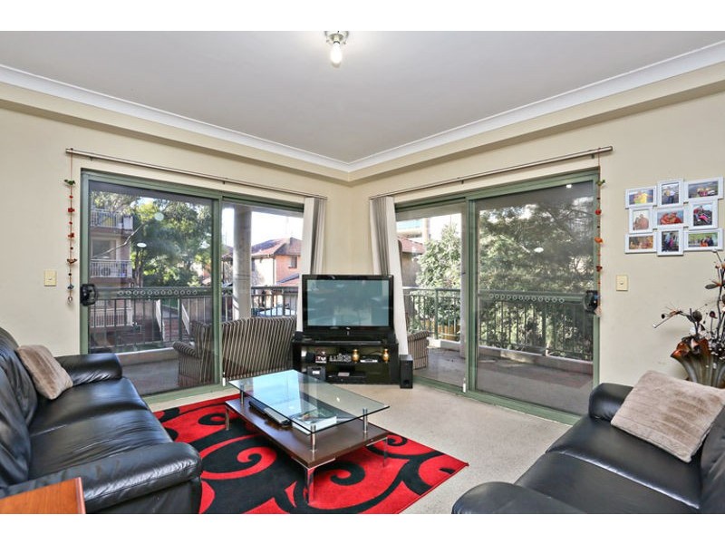 21/11-13 Fourth Avenue, Blacktown NSW 2148