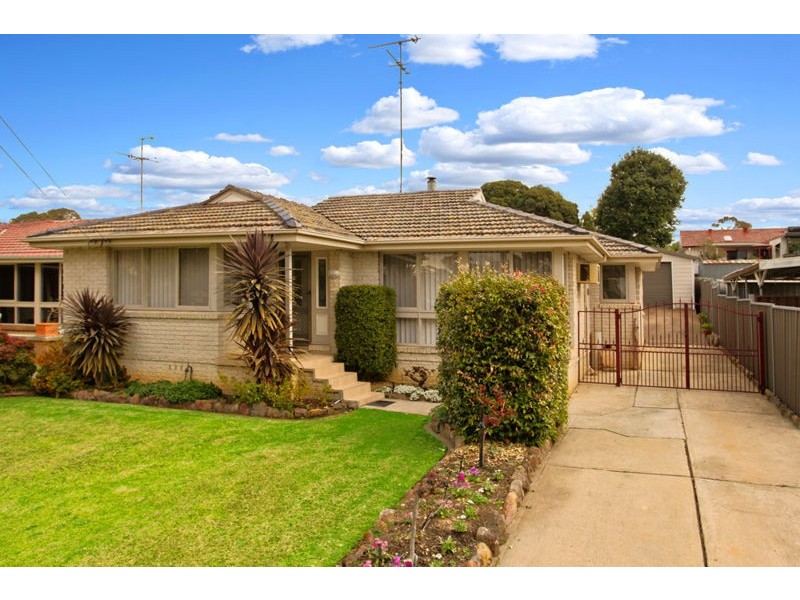 13 Pendant Ave, Blacktown NSW 2148