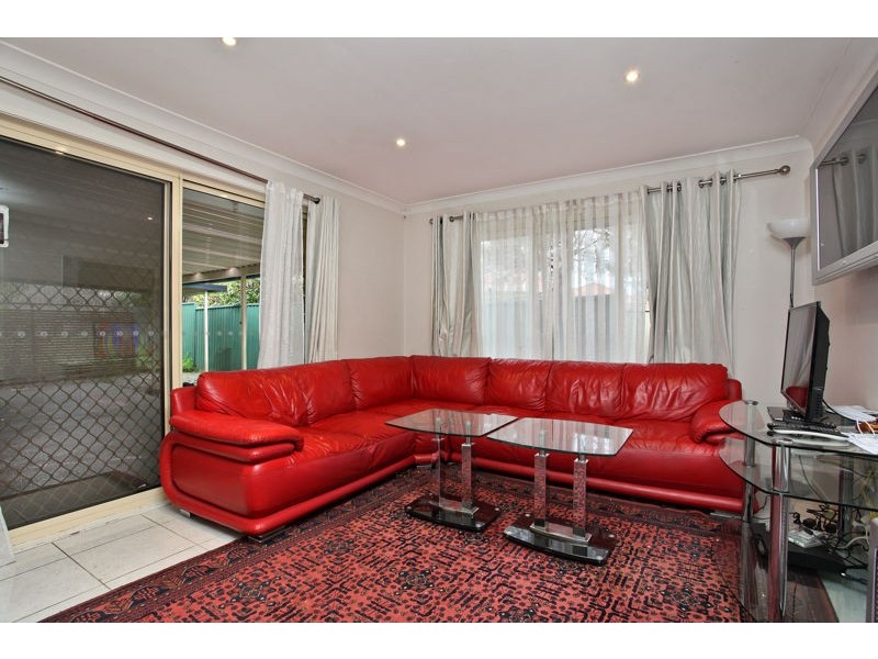 26 Kingfisher Place, Glendenning NSW 2761