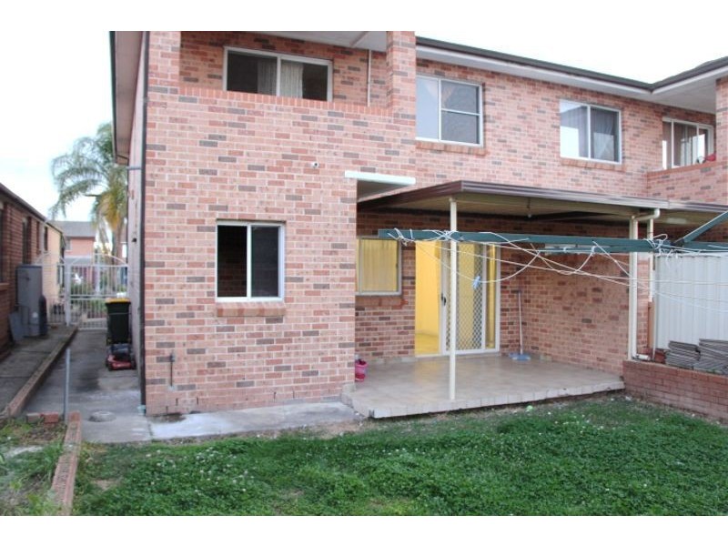 76/1 Cowper Circle, Quakers Hill NSW 2763