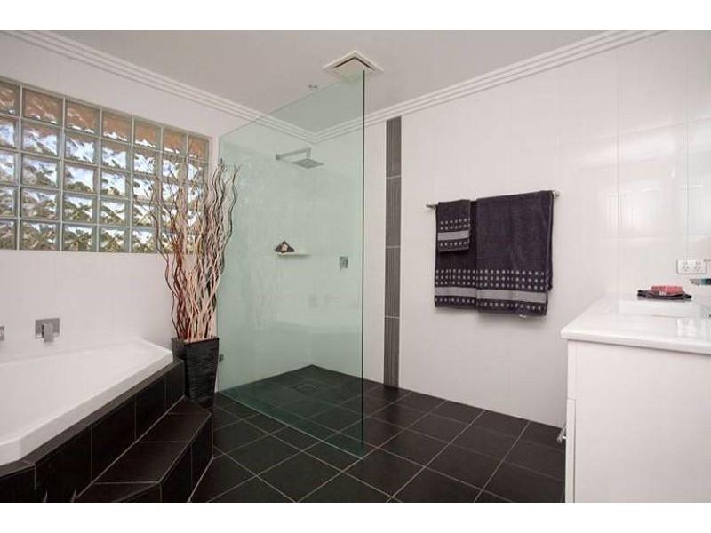 10 Irby Place, Quakers Hill NSW 2763