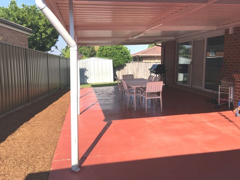 122 Dryden Avenue, Oakhurst NSW 2761