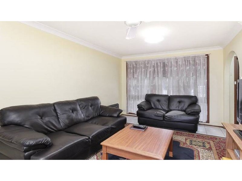 10/6 Woodvale Close, Plumpton NSW 2761