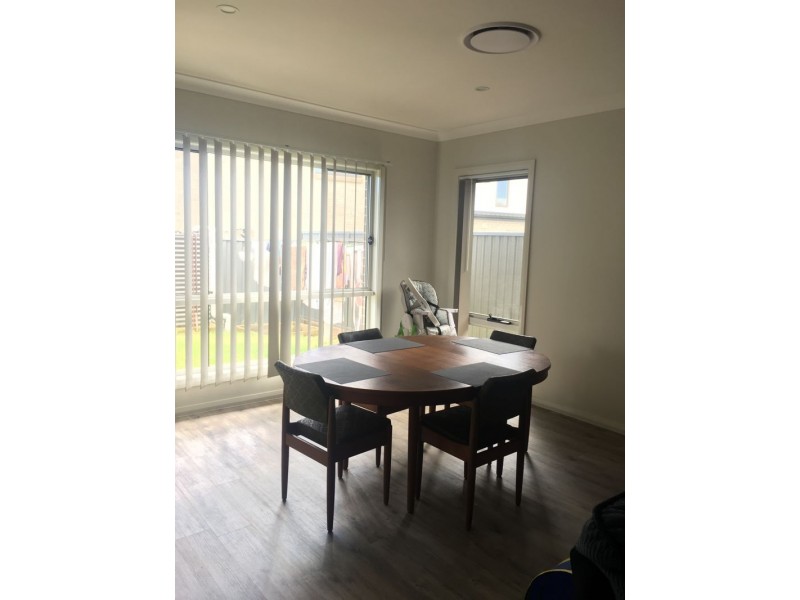 16 Winter Street, Denham Court NSW 2565