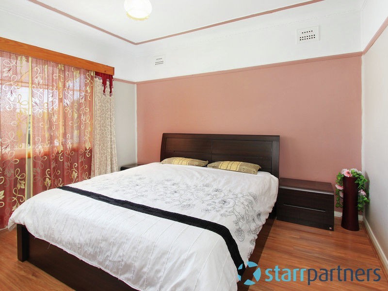 16 Dunstable Road, Blacktown NSW 2148