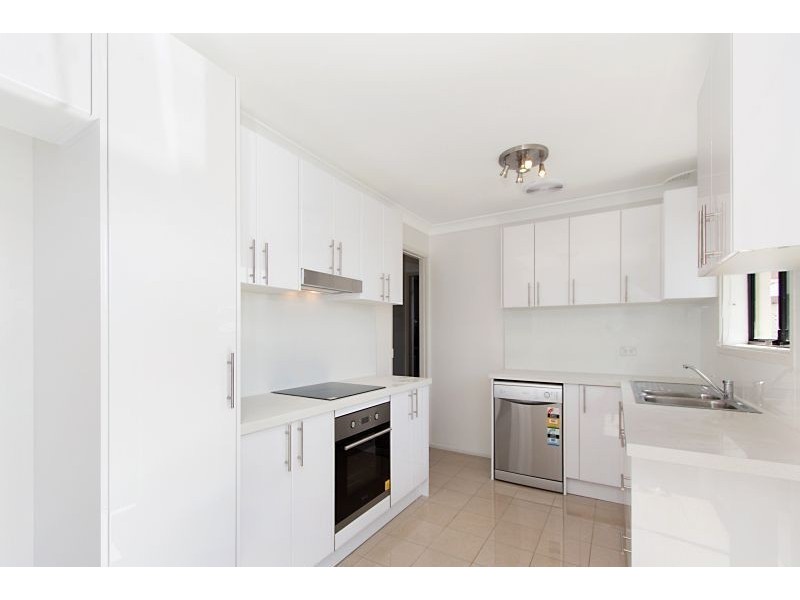 37 Alford Street, Quakers Hill NSW 2763