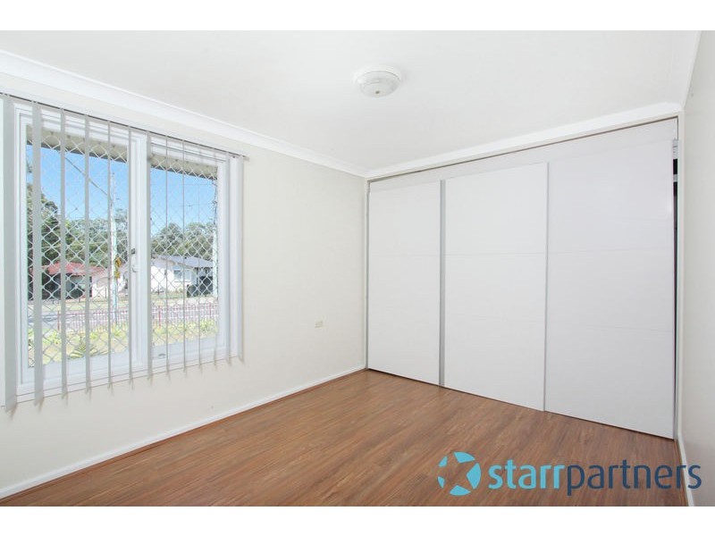 33 Captain Cook Drive, Willmot NSW 2770