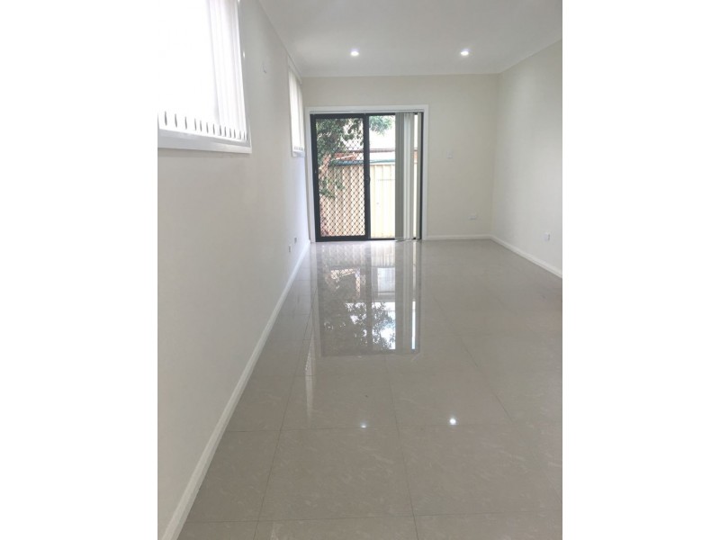 9a Lawton Place, Oakhurst NSW 2761