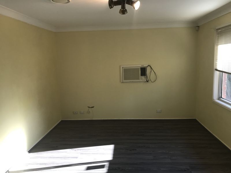 29 Elwood Crescent, Quakers Hill NSW 2763