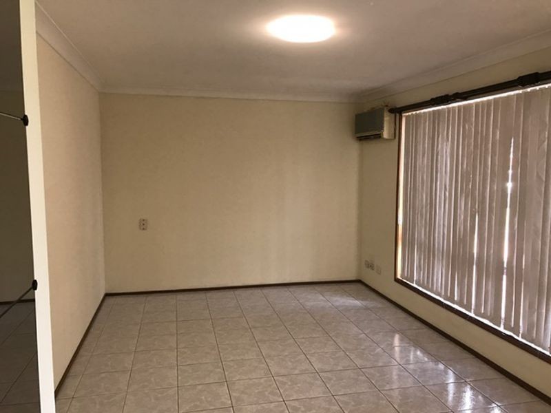 5 Norrie Place, Oakhurst NSW 2761