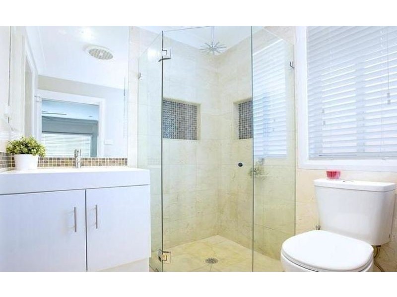 17a Pye Road, Quakers Hill NSW 2763