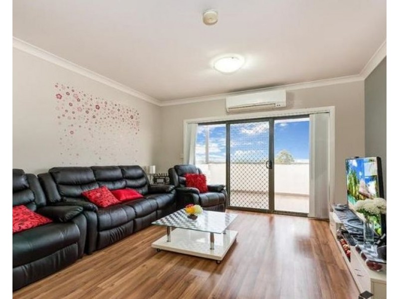232B/1-7 Hawkesbury Rd, Westmead NSW 2145