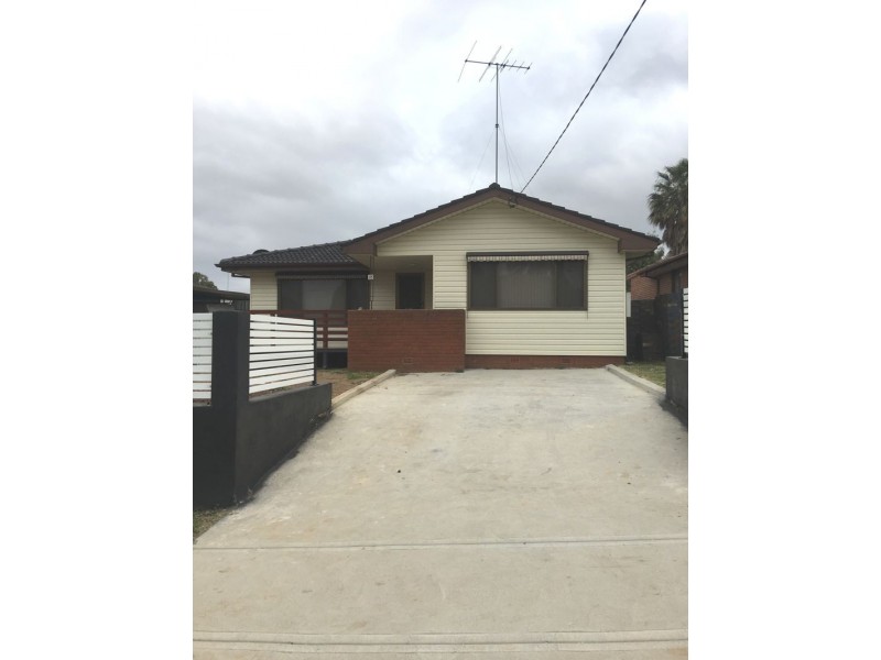 18 Keyworth Drive, Blacktown NSW 2148