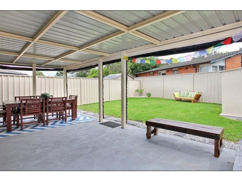 11B Mangariva Avenue, Lethbridge Park NSW 2770