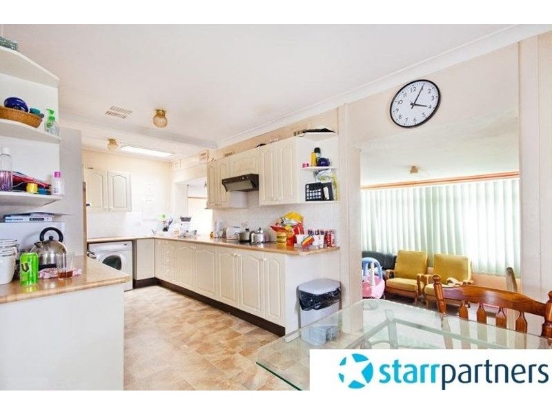 60 Mariana Crescent, Lethbridge Park NSW 2770