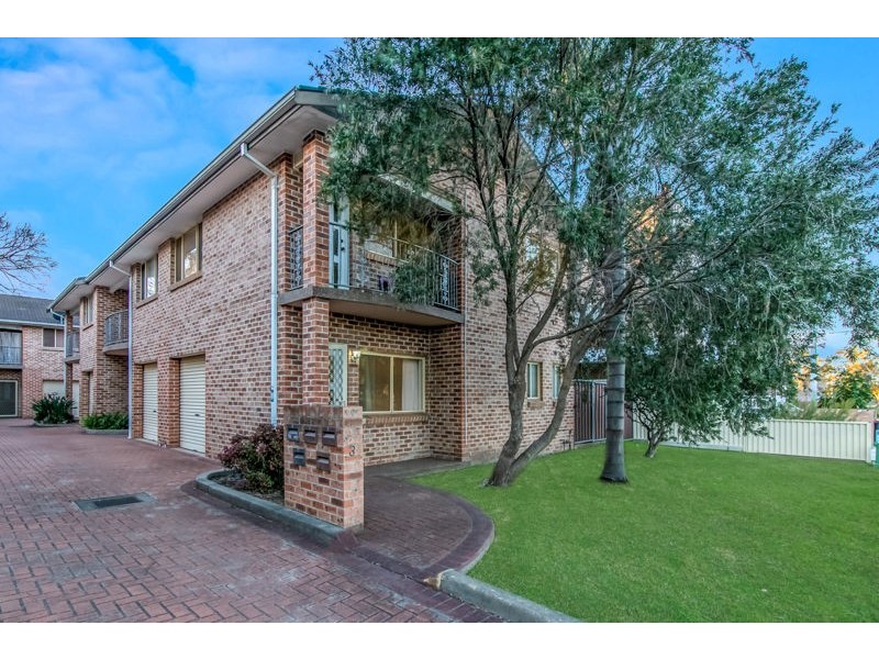 1/3 Santley Crescent, Kingswood NSW 2747