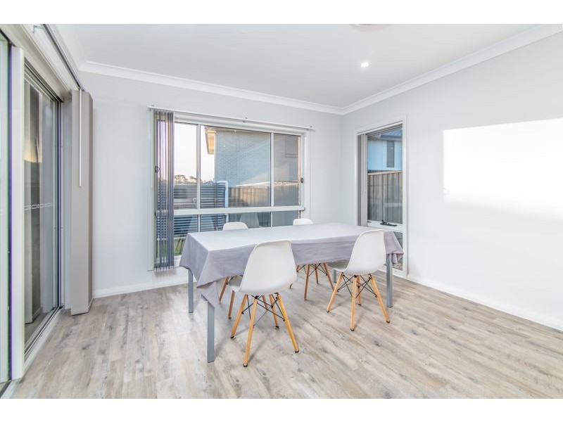 16 Winter Street, Denham Court NSW 2565