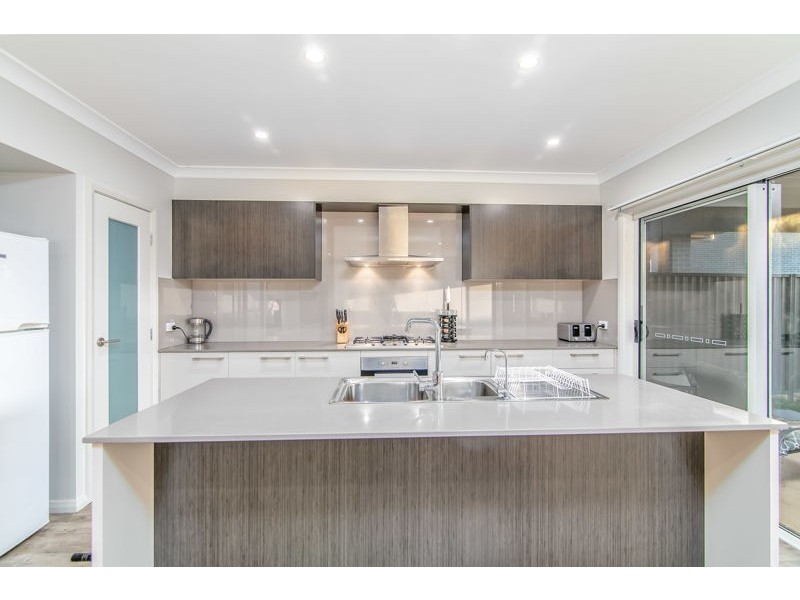 16 Winter Street, Denham Court NSW 2565
