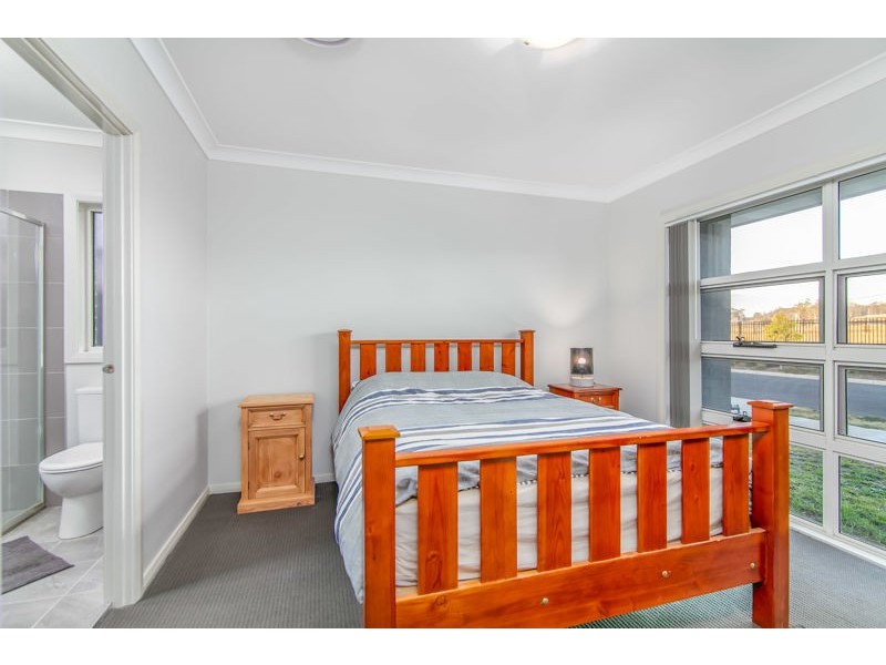 16 Winter Street, Denham Court NSW 2565
