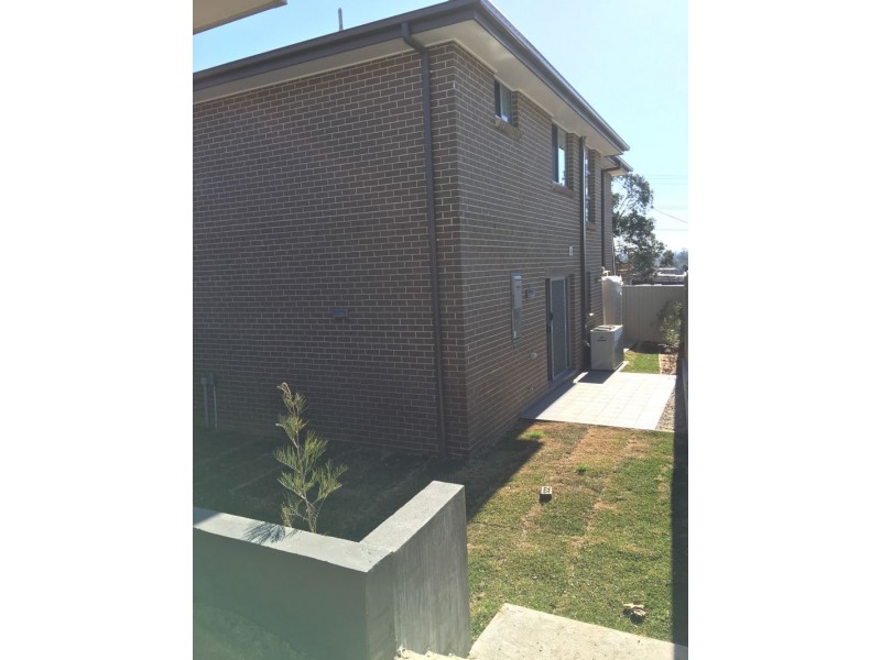 1/2 Evans Road, Rooty Hill NSW 2766