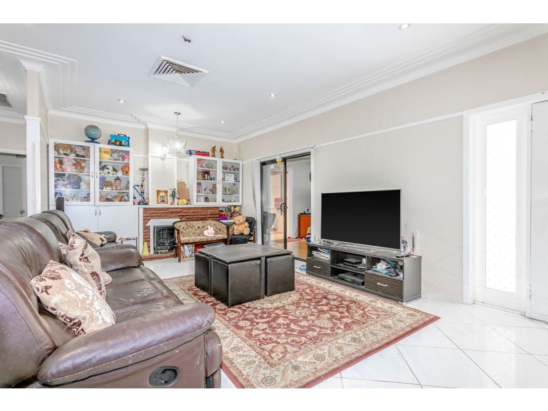 152 Richmond Road, Blacktown NSW 2148
