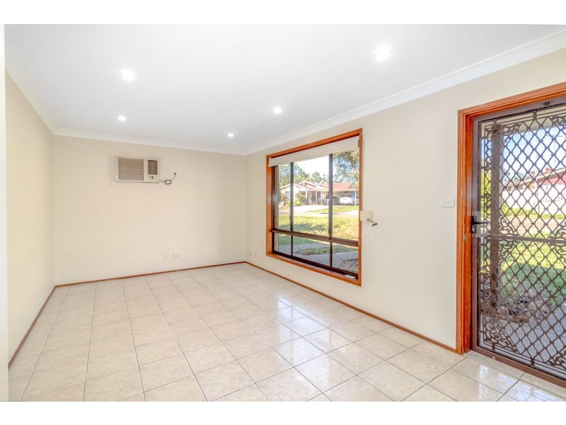 11 Florian Grove, Oakhurst NSW 2761