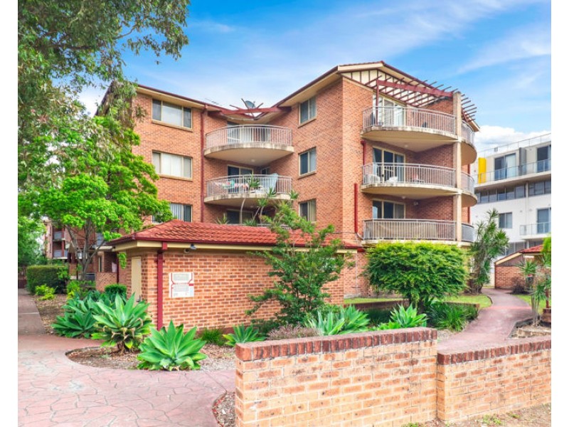 35/8 Fourth Avenue, Blacktown NSW 2148