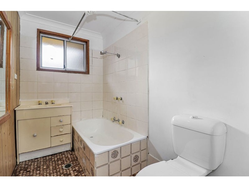 5 Beaconsfield Road, Rooty Hill NSW 2766