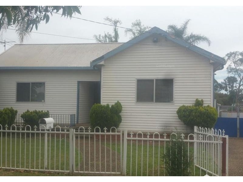 108 Canberra Street, Oxley Park NSW 2760