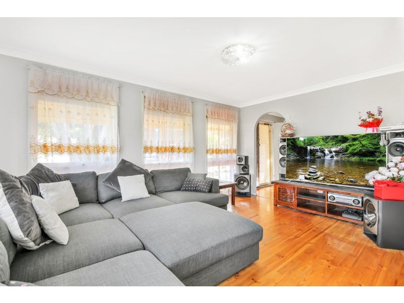 1 Adcoch Place, Bidwill NSW 2770