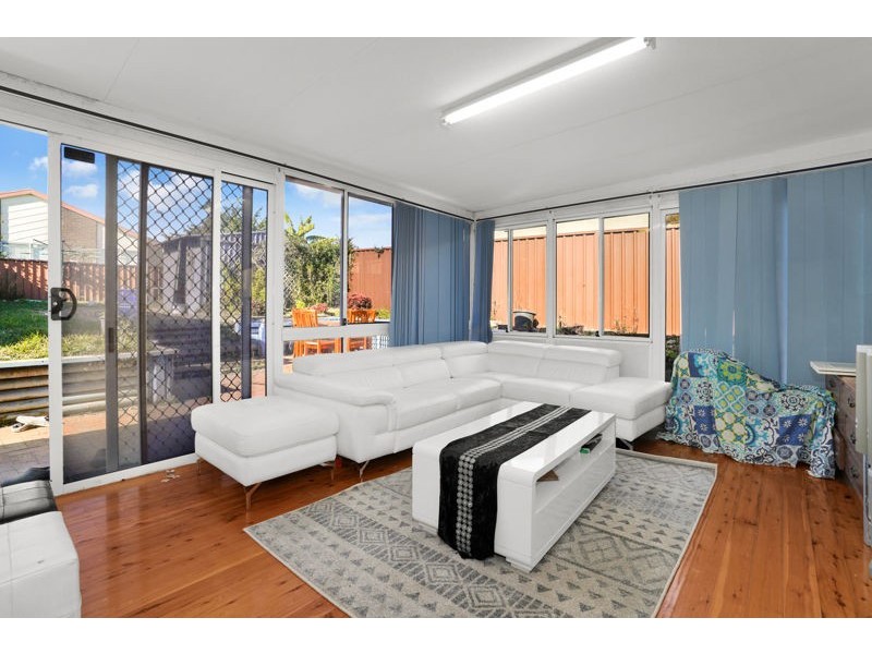 21 Merrina Street, Hebersham NSW 2770