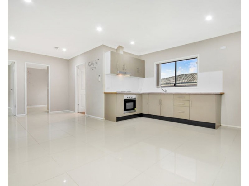 9a Derwent Parade, Blacktown NSW 2148