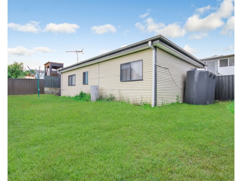 9a Derwent Parade, Blacktown NSW 2148