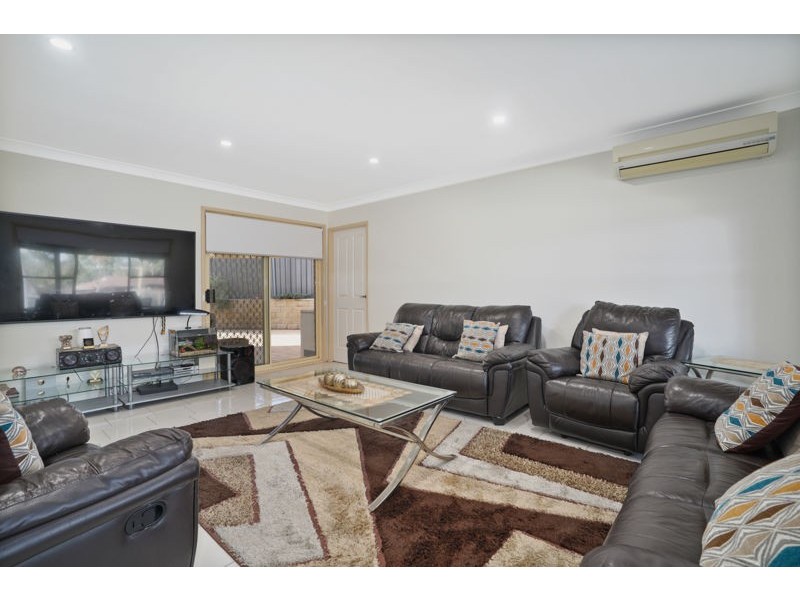 71 Minchin Drive, Minchinbury NSW 2770