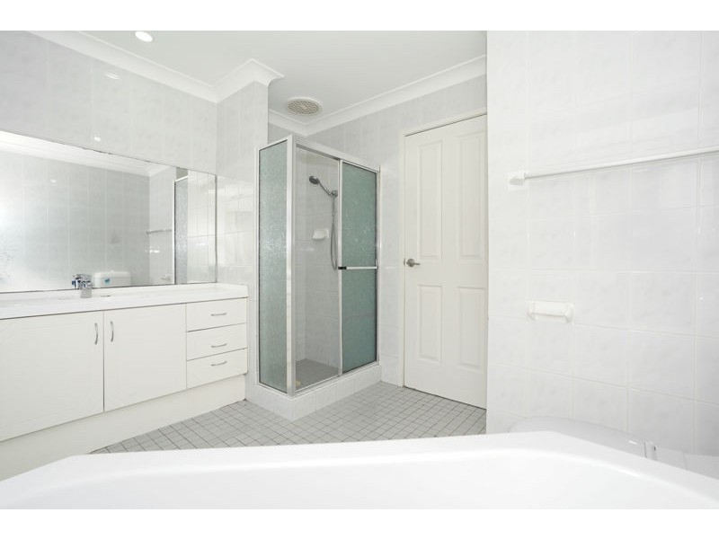 71 Minchin Drive, Minchinbury NSW 2770