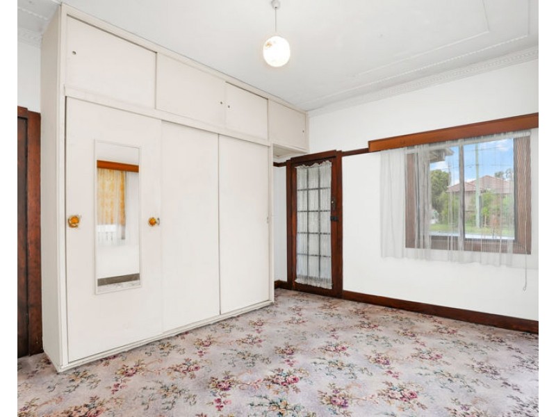 12 Peter Street, Blacktown NSW 2148