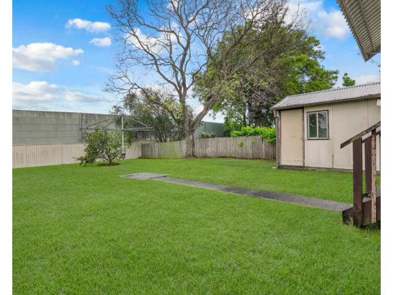 12 Peter Street, Blacktown NSW 2148