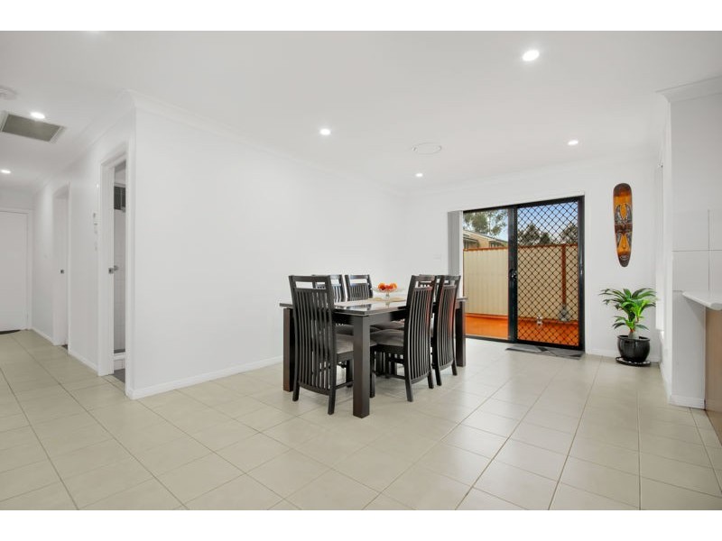 14 Bond Place, Oxley Park NSW 2760