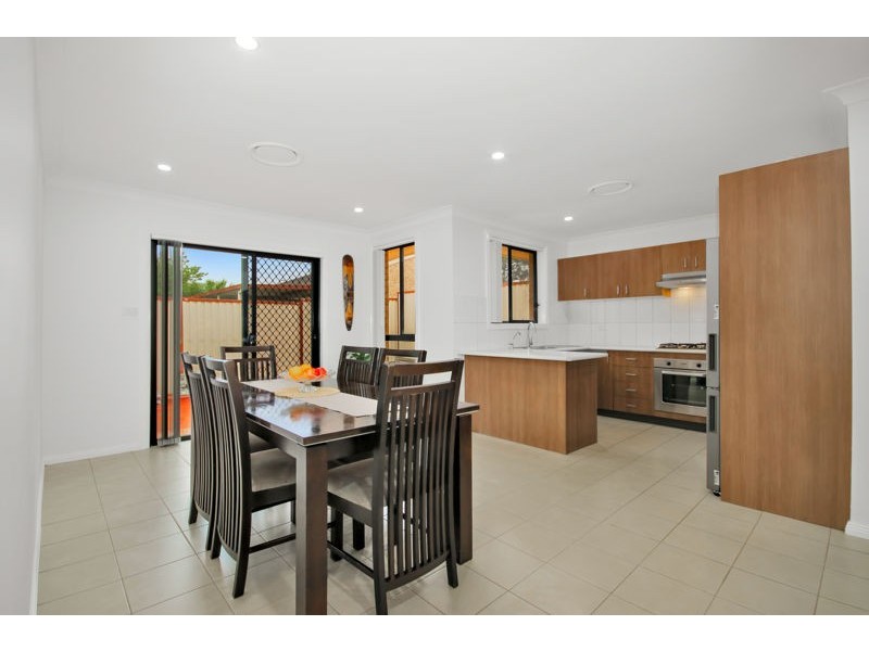 14 Bond Place, Oxley Park NSW 2760