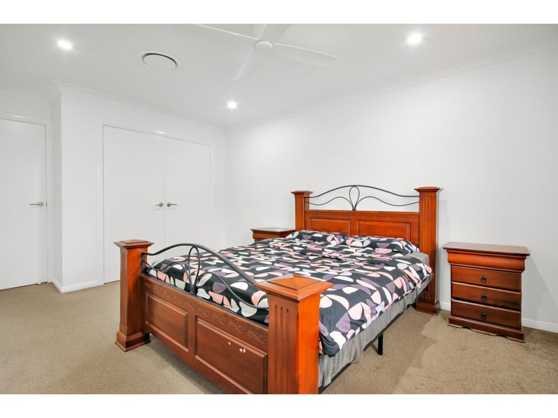 14 Bond Place, Oxley Park NSW 2760