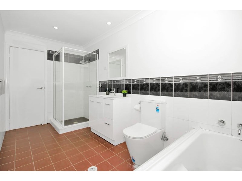 14 Bond Place, Oxley Park NSW 2760