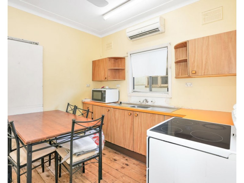 14 Peter Street, Blacktown NSW 2148