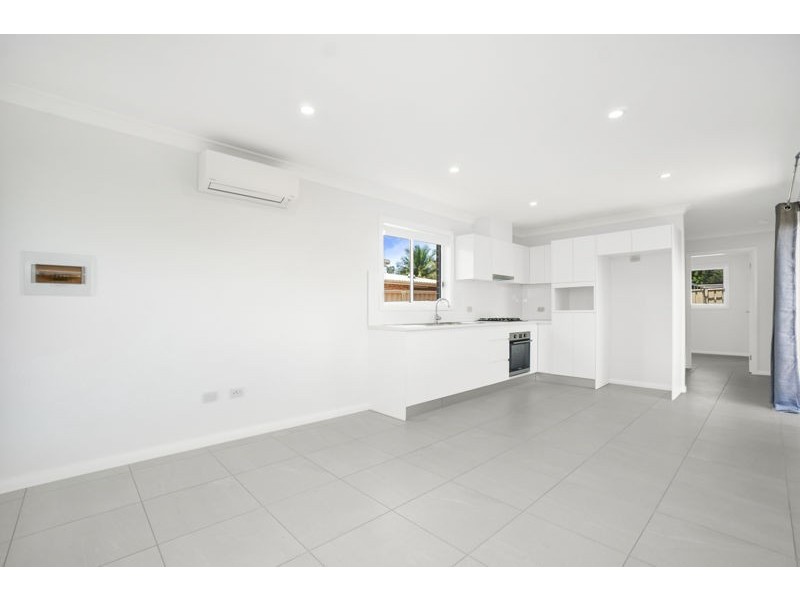12a Florian Grove, Oakhurst NSW 2761