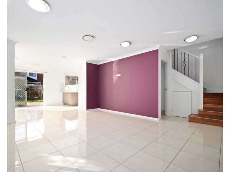 94 Summerfield Avenue, Quakers Hill NSW 2763